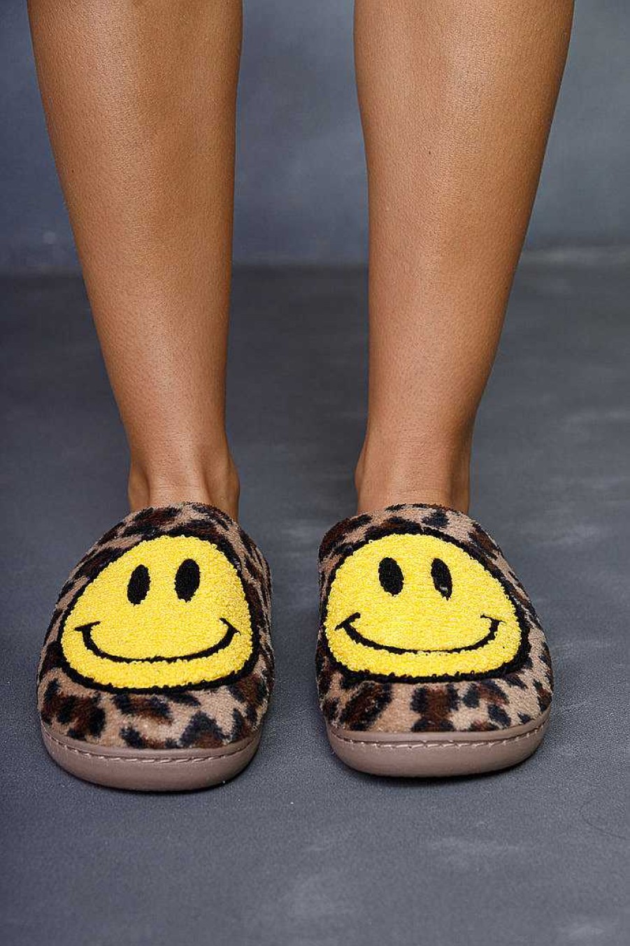 Slippers And Beanies Limlim | Leopard Smiley Slippers