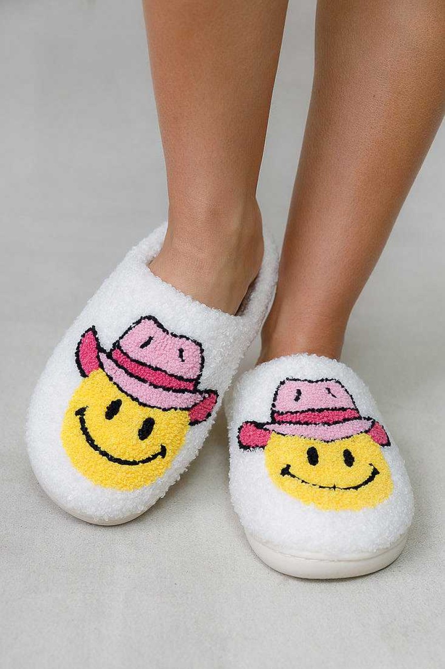 Slippers And Beanies Limlim | Howdie Slippers