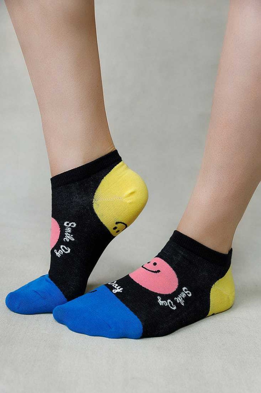 Luxe Trendy Socks Limlim | Smile Day Crew Socks