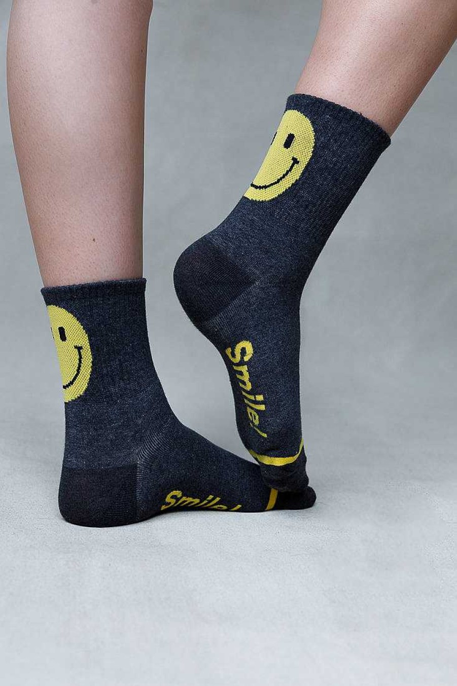 Luxe Trendy Socks Limlim | Back Smiley Crew Socks